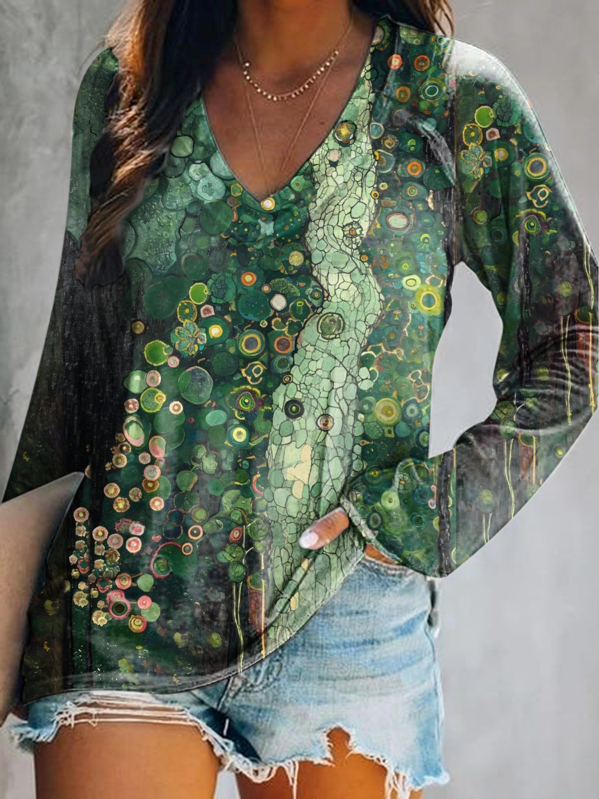Women's Vintage Irregular Pattern Art Print V-Neck Long Sleeve Top