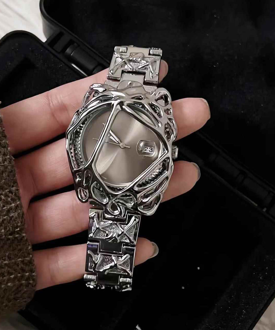 Original Design Silk Stainless Steel Sapphire Crystal Watches