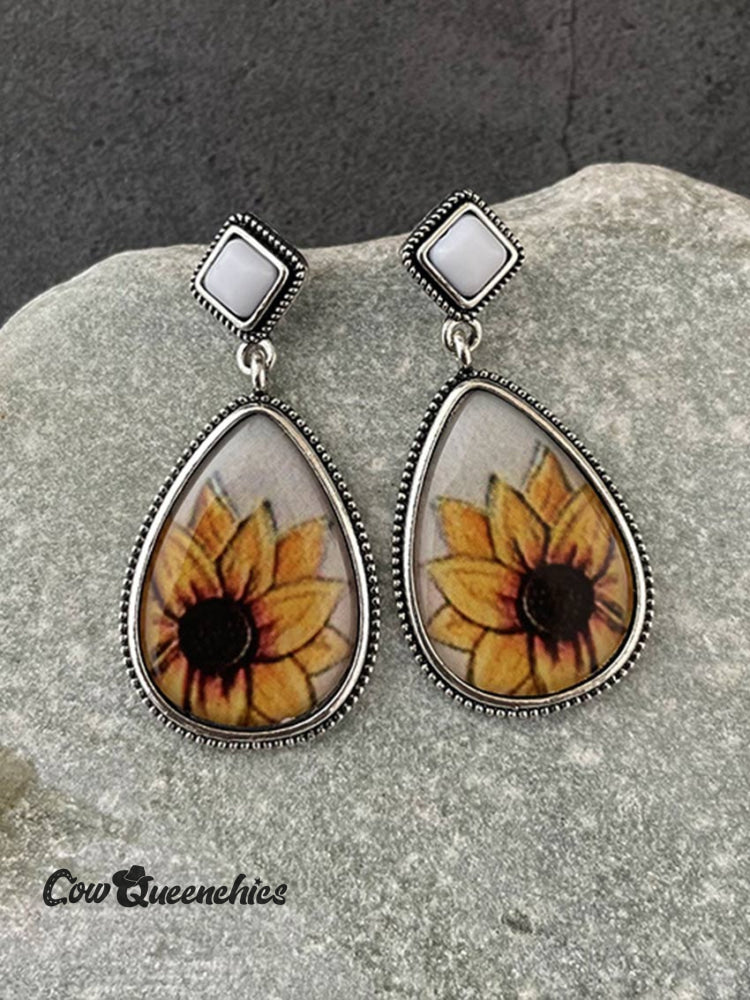 Retro Sunflower Waterdrop Stud Earrings