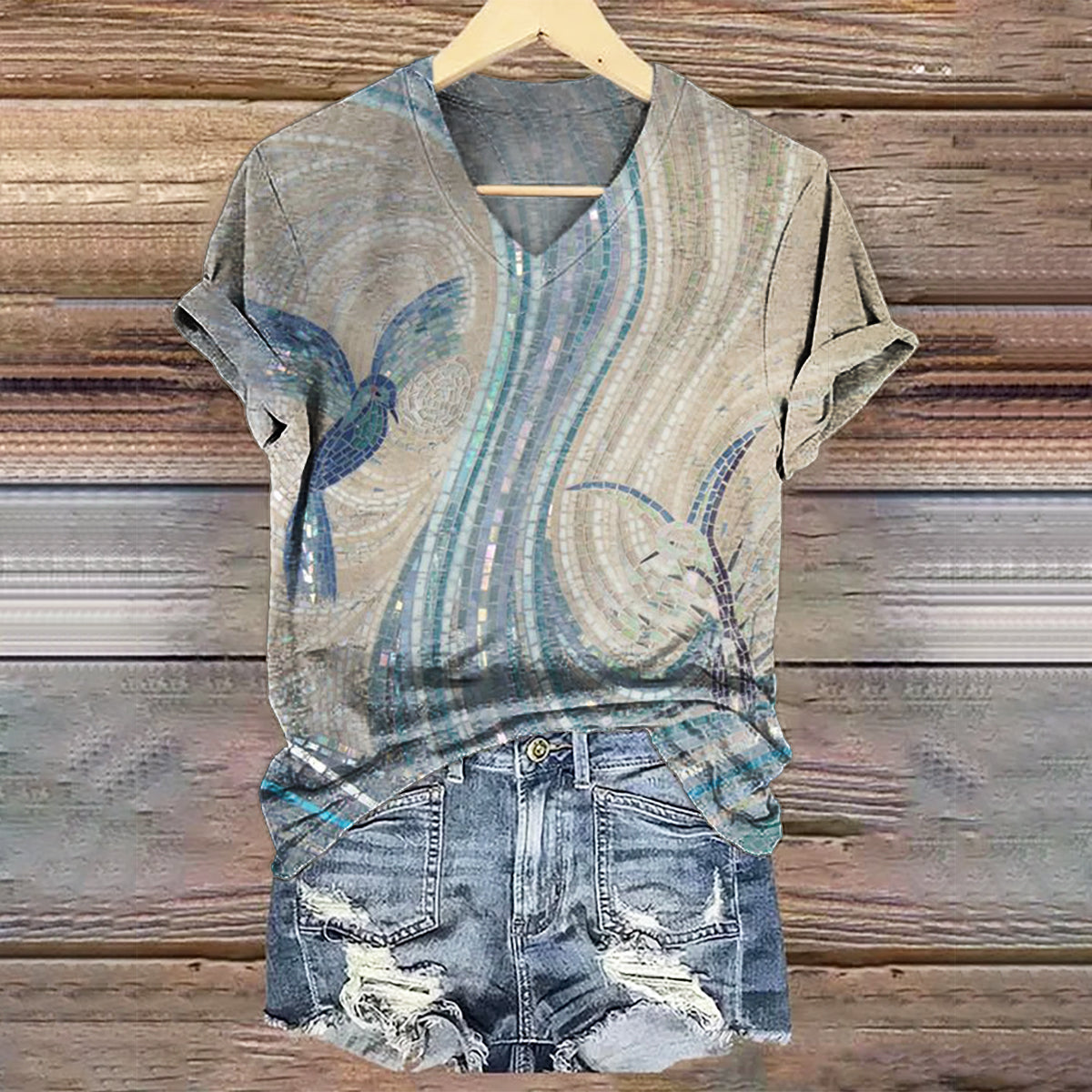 Women's Hummingbird Art Print V-Neck Casual T-Shirt