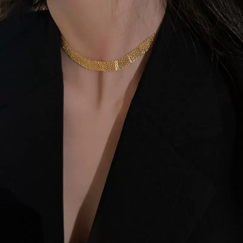 Gold Tone Chunky Chain Choker