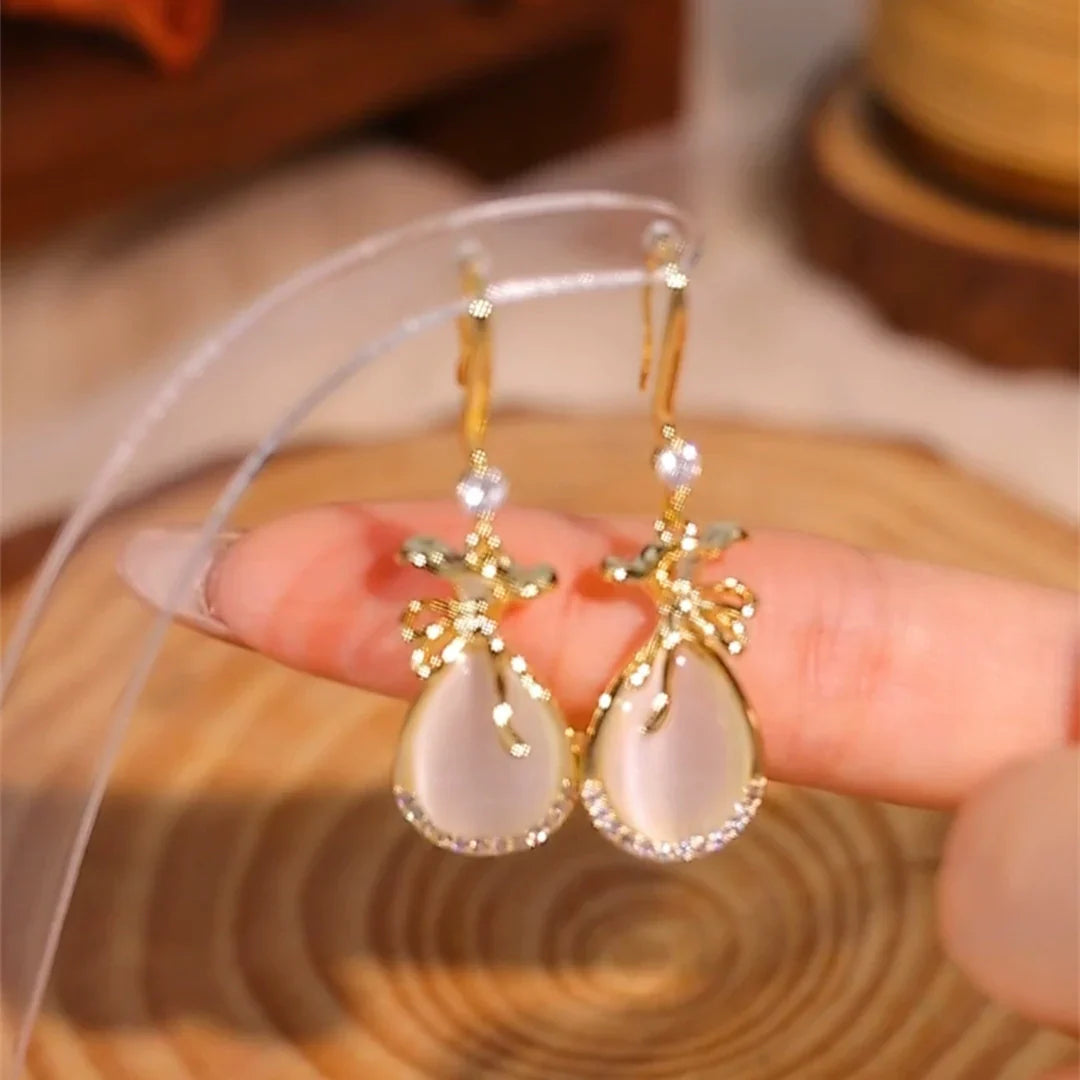 Naomy Gold Cat's Eye Drop Earrings
