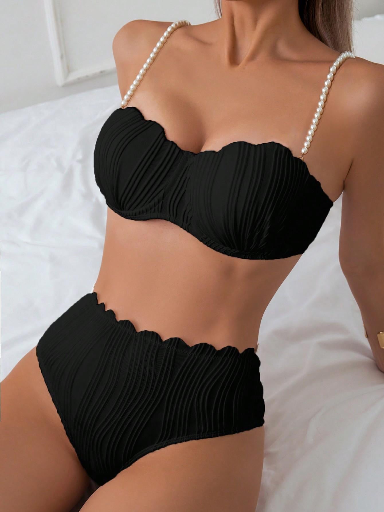 Casually Top With a Refined Edge