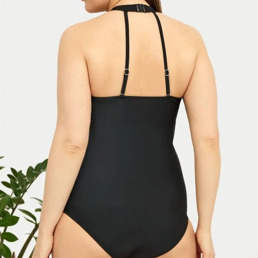 Beautifully Finished Garment in a Timeless Design