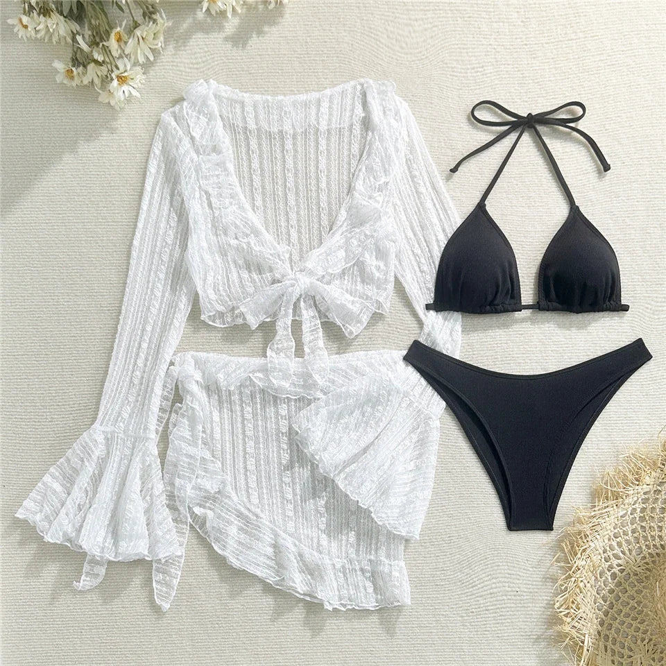 Beautifully Finished Bikini in a Timeless Design