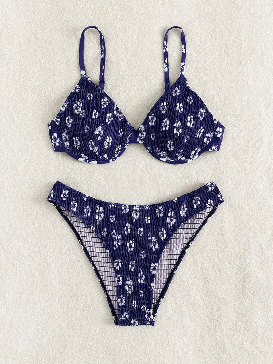 Effortlessly Bikini With a Timeless Design