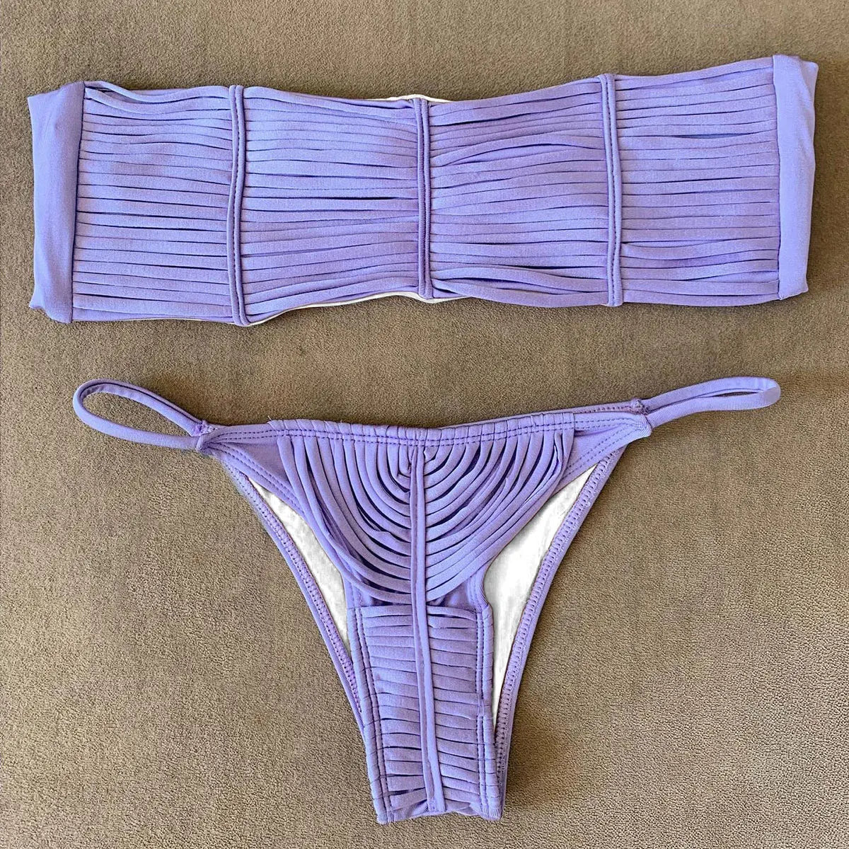 Casually Bikini With a Refined Edge