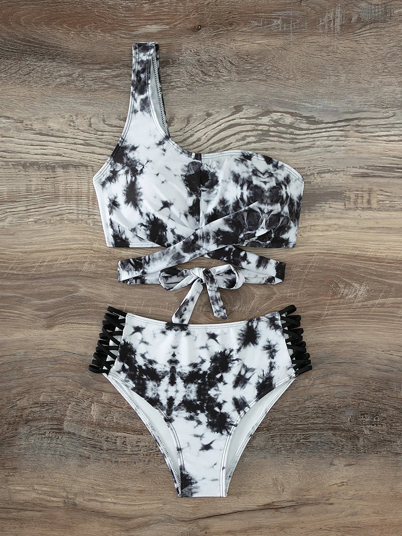 Beautifully Crafted Bikini in a Classic Style