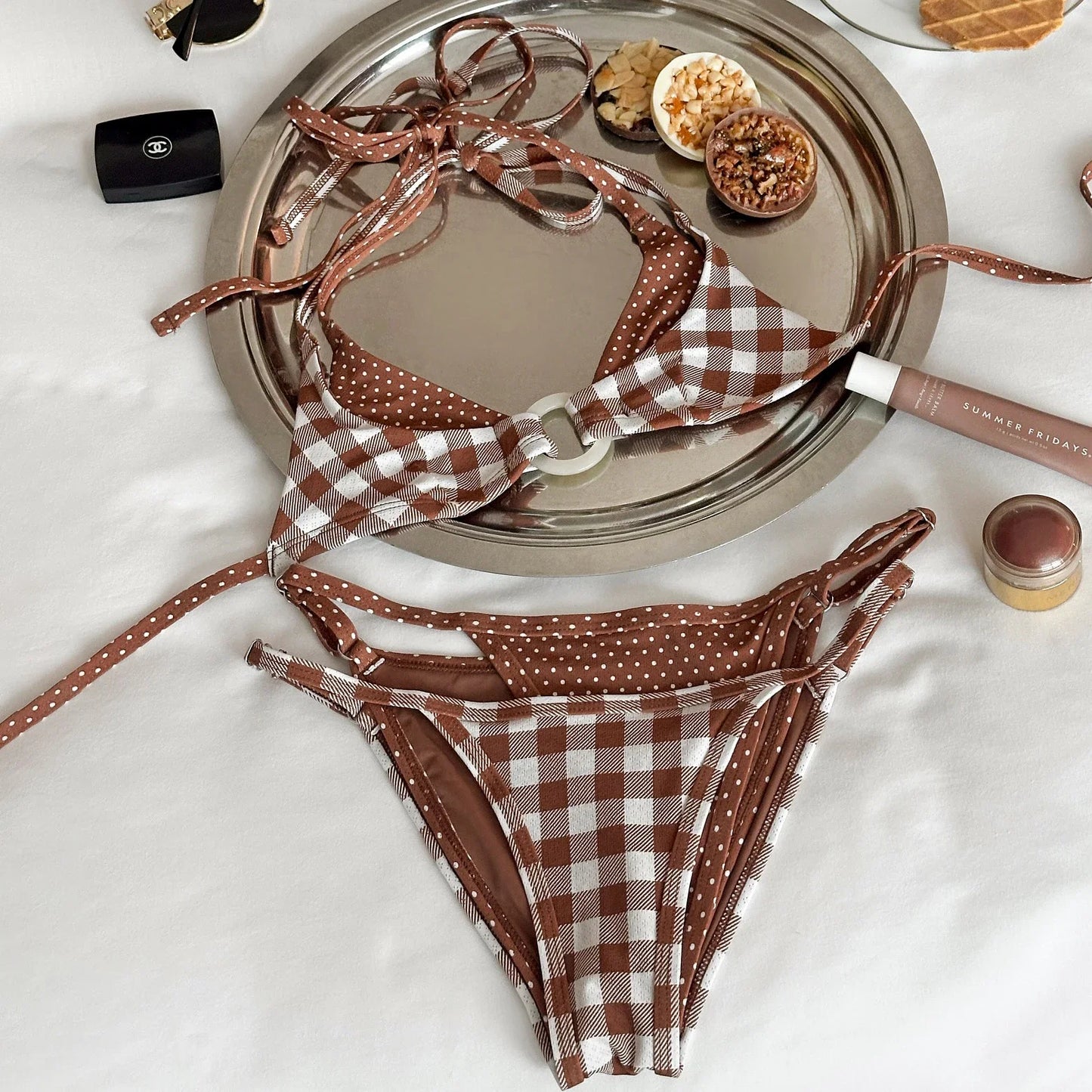 Effortlessly Bathing Suit With a Timeless Design