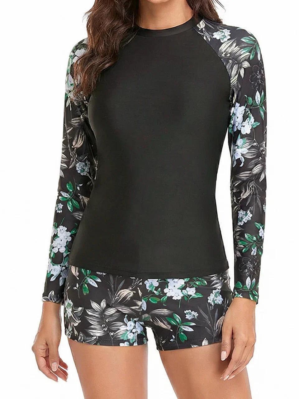 Finely Styled Swimsuit With a Classic Look