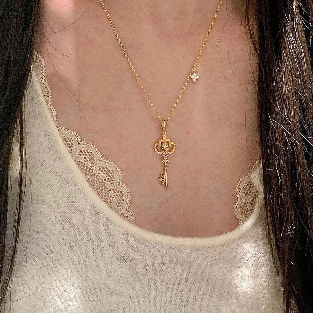 Rosé Rococo Key Necklace