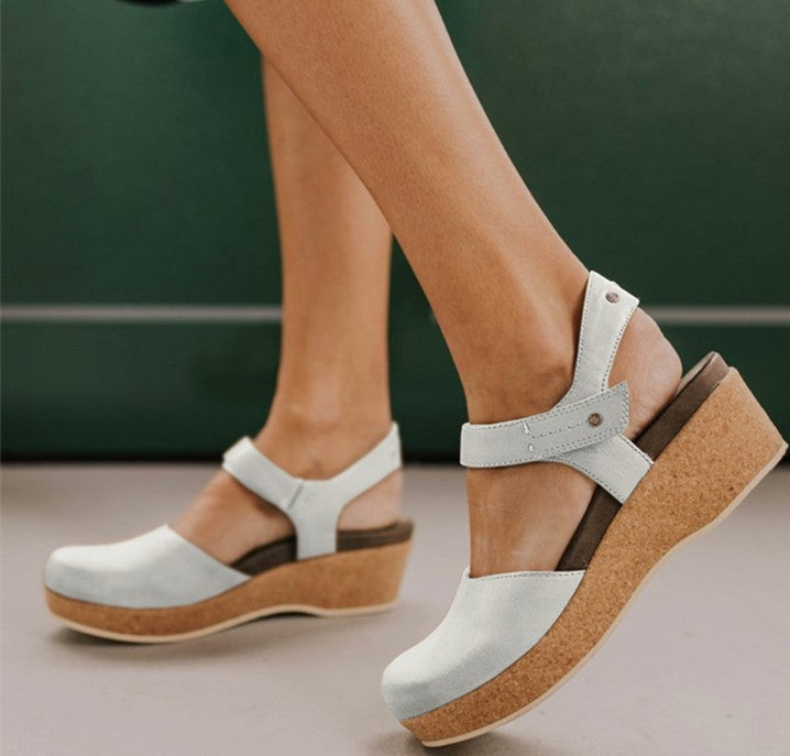 Graceful Orthopedic Sandals for Modern Look
