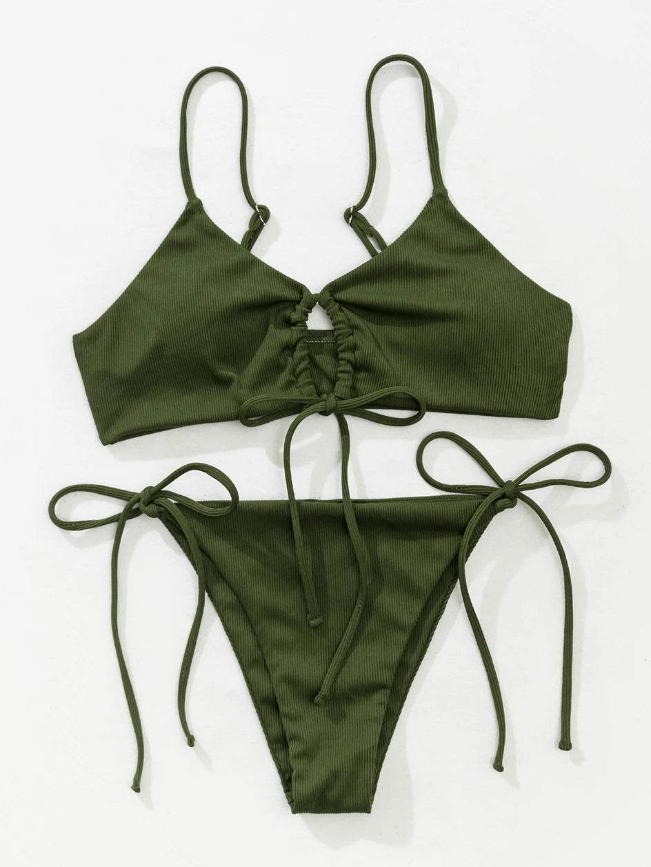 Verónica® | Effortless and Bikinis