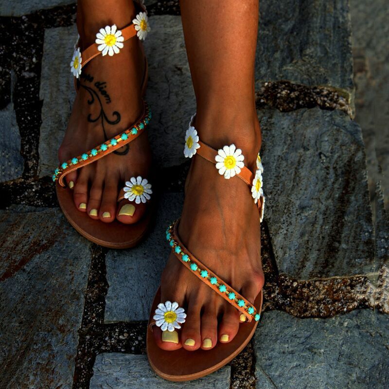 Chic Orthopedic Sandals with Unique Design