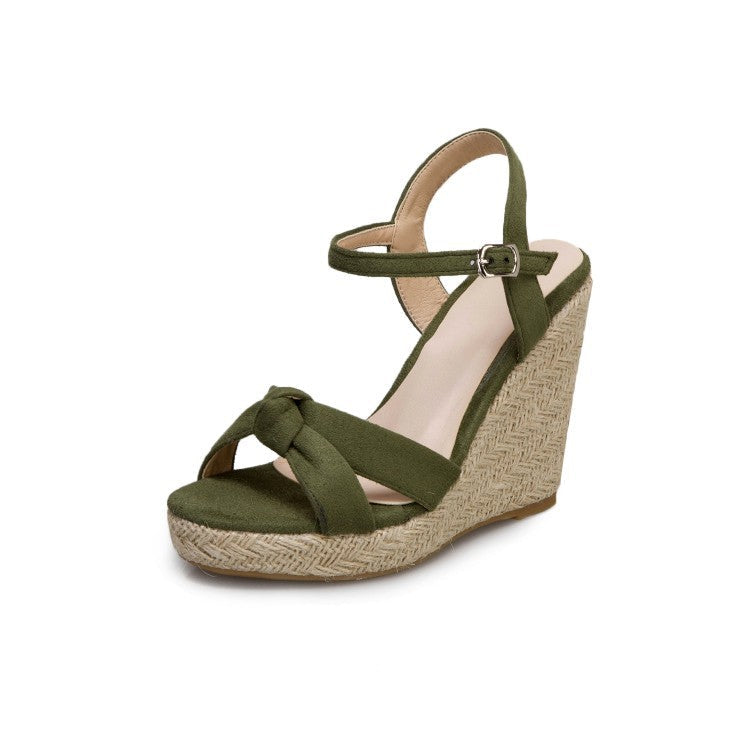 Classic Orthopedic Sandals with Timeless Style