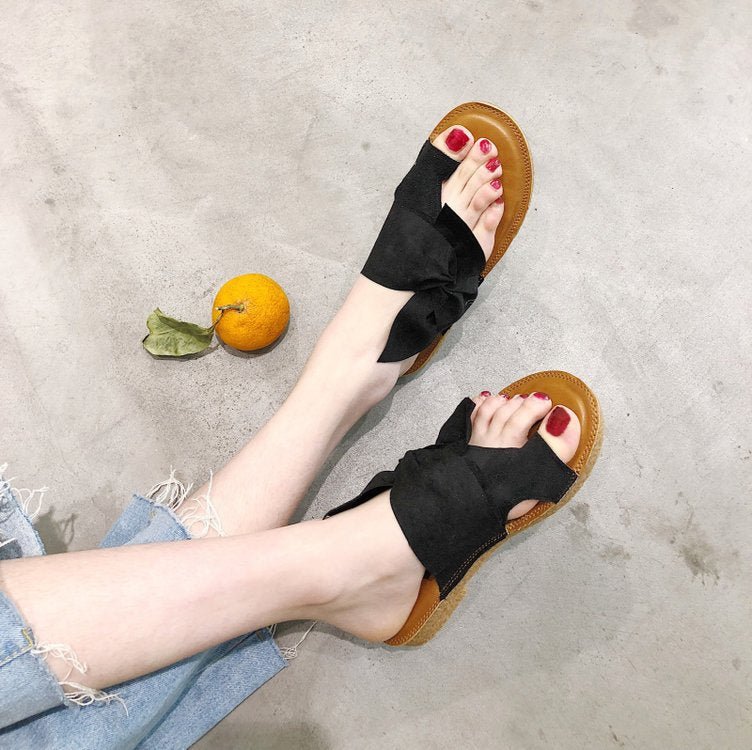 Chic Orthopedic Sandals with Unique Design