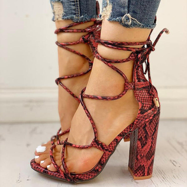 Graceful Orthopedic Sandals for Modern Look