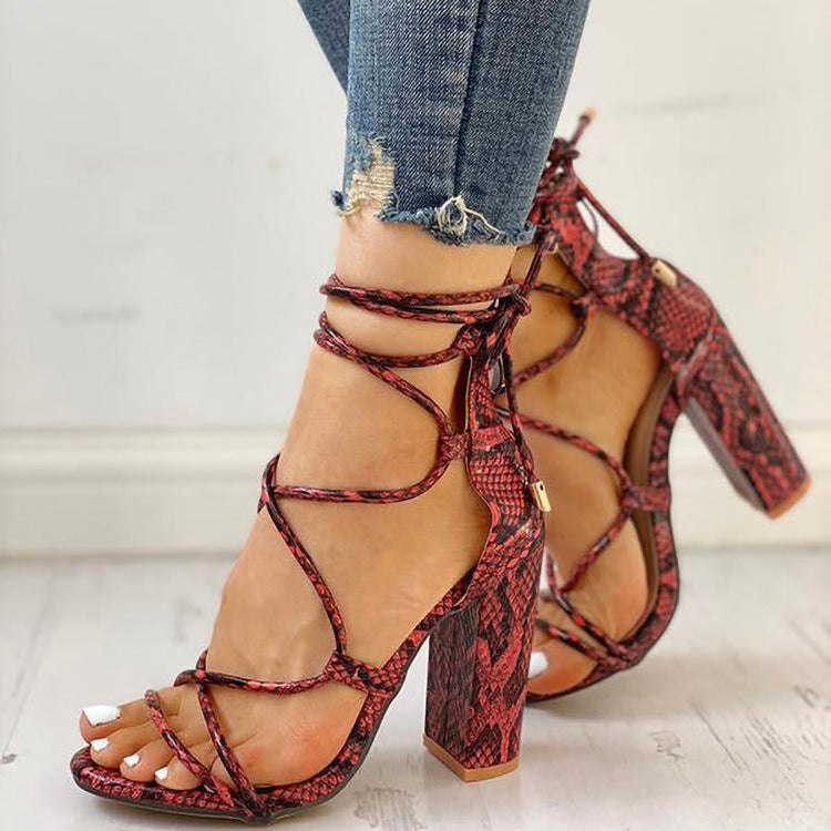 Graceful Orthopedic Sandals for Modern Look