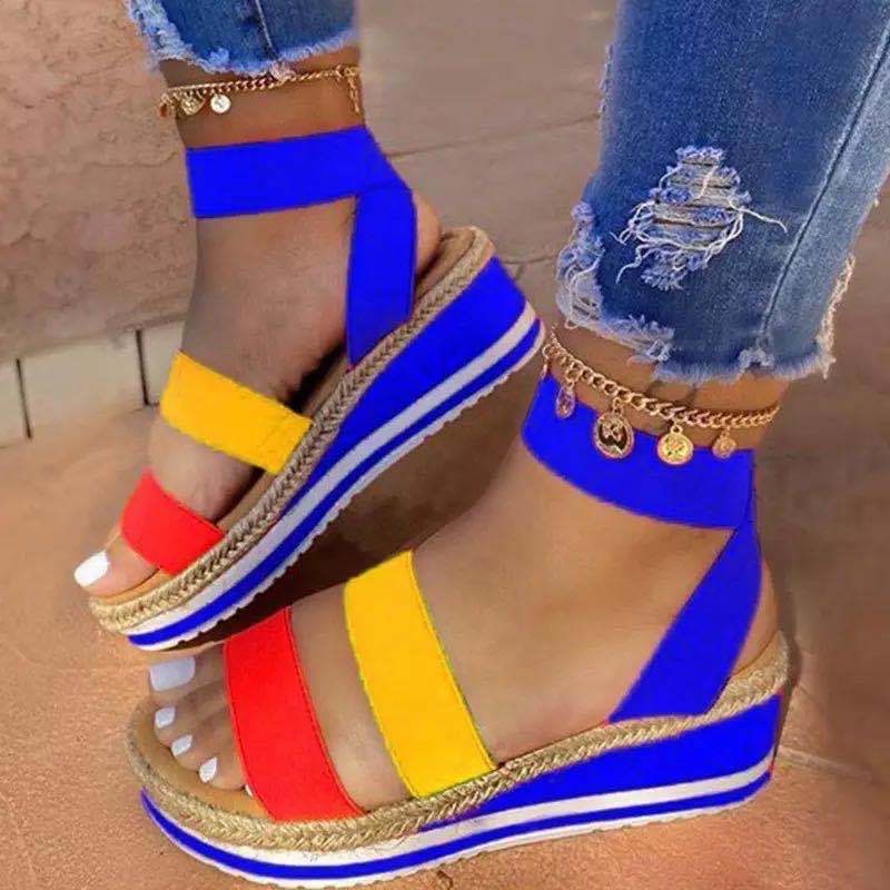 Graceful Orthopedic Sandals for Modern Look