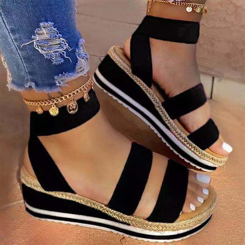 Graceful Orthopedic Sandals for Modern Look