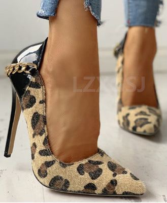 Chic Orthopedic Shoes with Unique Design