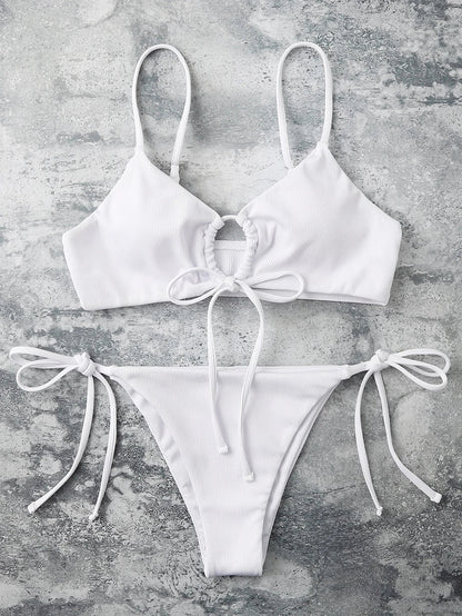 Verónica® | Effortless and Bikinis