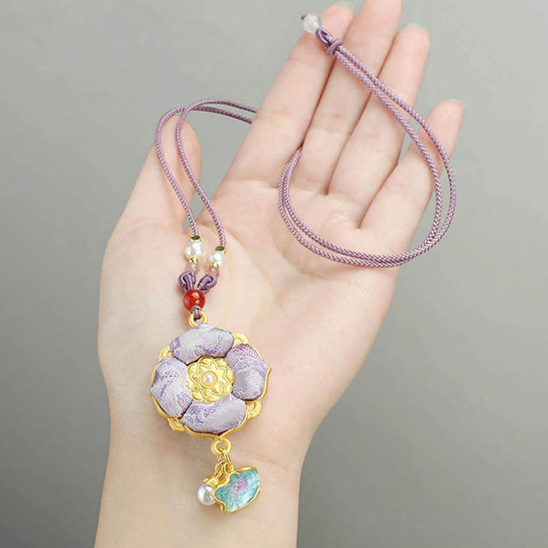 Buddha Stones Song Brocade Four-leaf Clover Luck Necklace