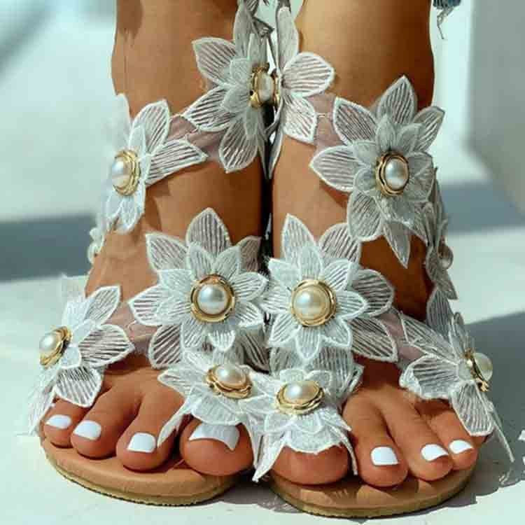 Graceful Orthopedic Sandals for Modern Look