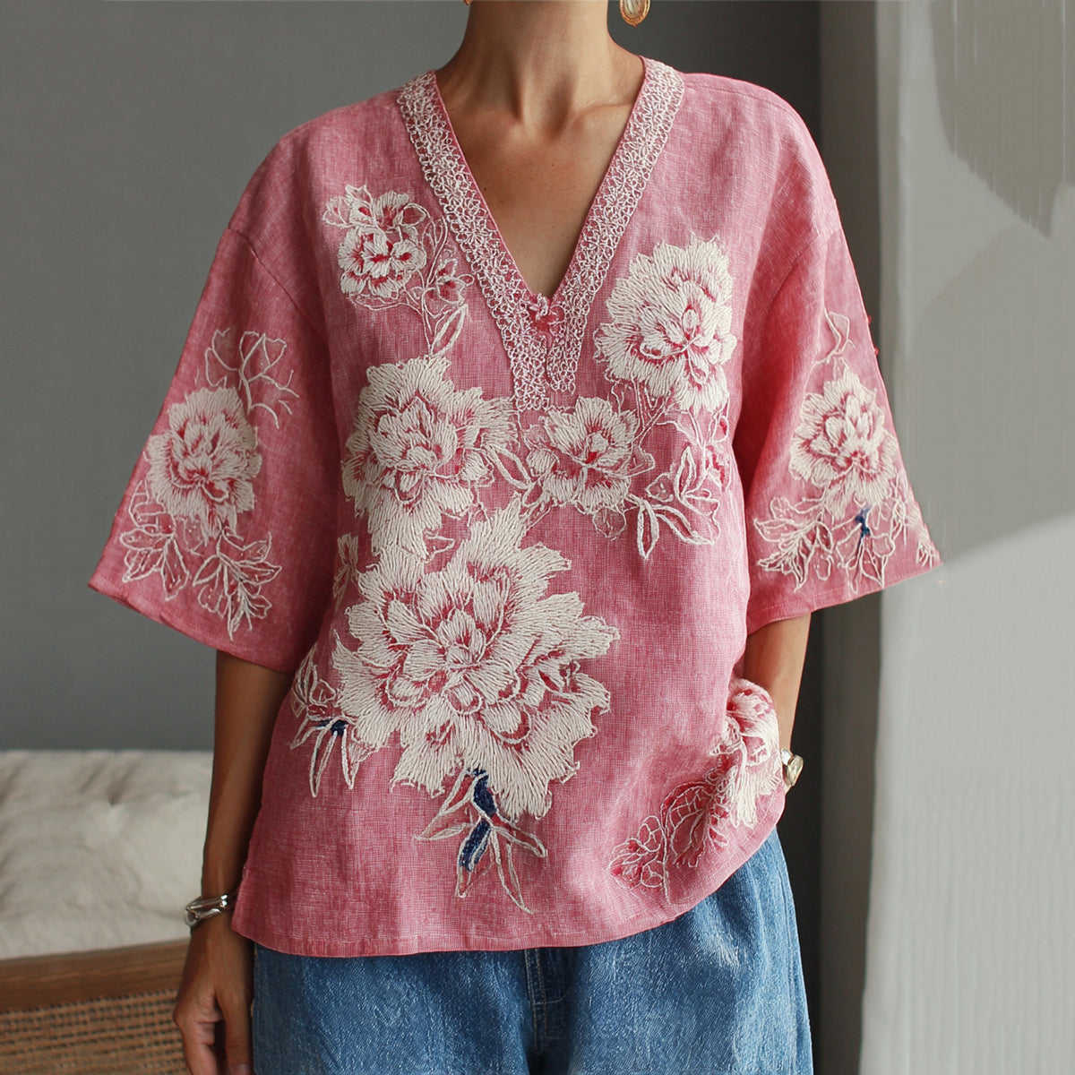 Women's Elegant Cherry Blossom Embroidery Contrast Color T-shirt artswardrobe