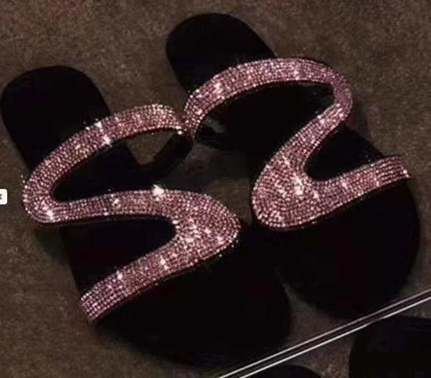 Graceful Orthopedic Sandals for Modern Look