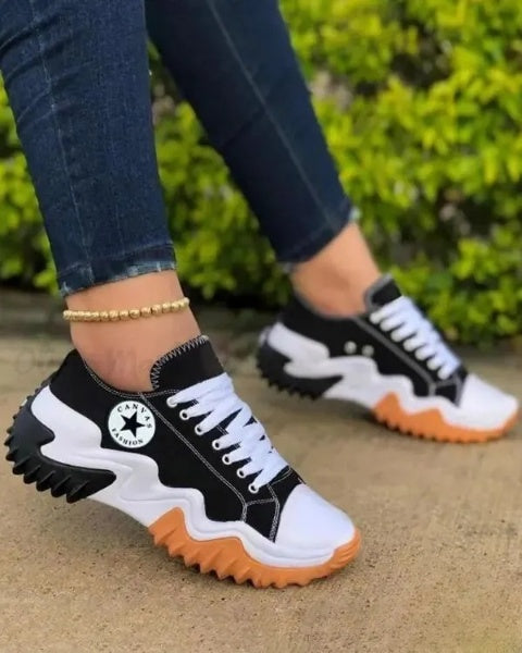 LM | Muffin lace-up sneakers with eyelets and contrasting inserts