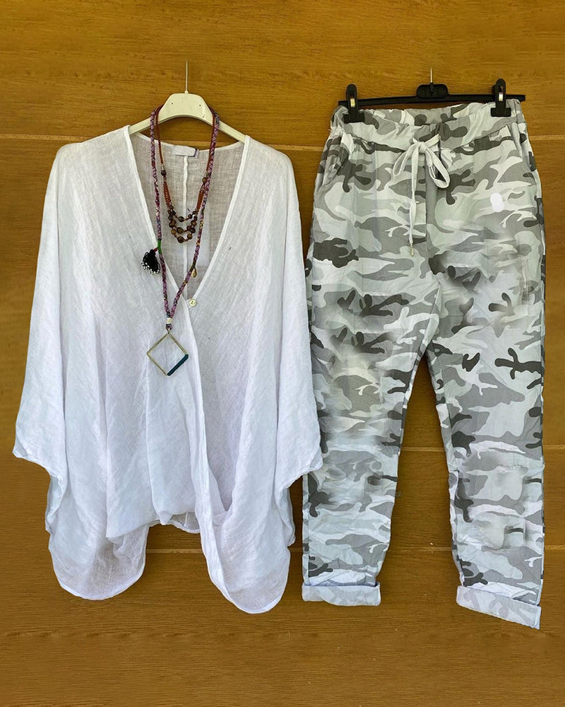 LM | Set of pants and blouse with camouflage pattern