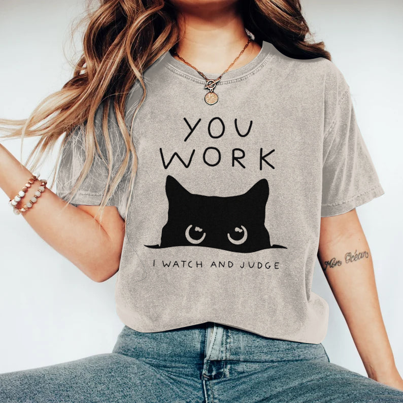 Abstract Creative A Cat That Spies Art Print  T-shirt elevenforest