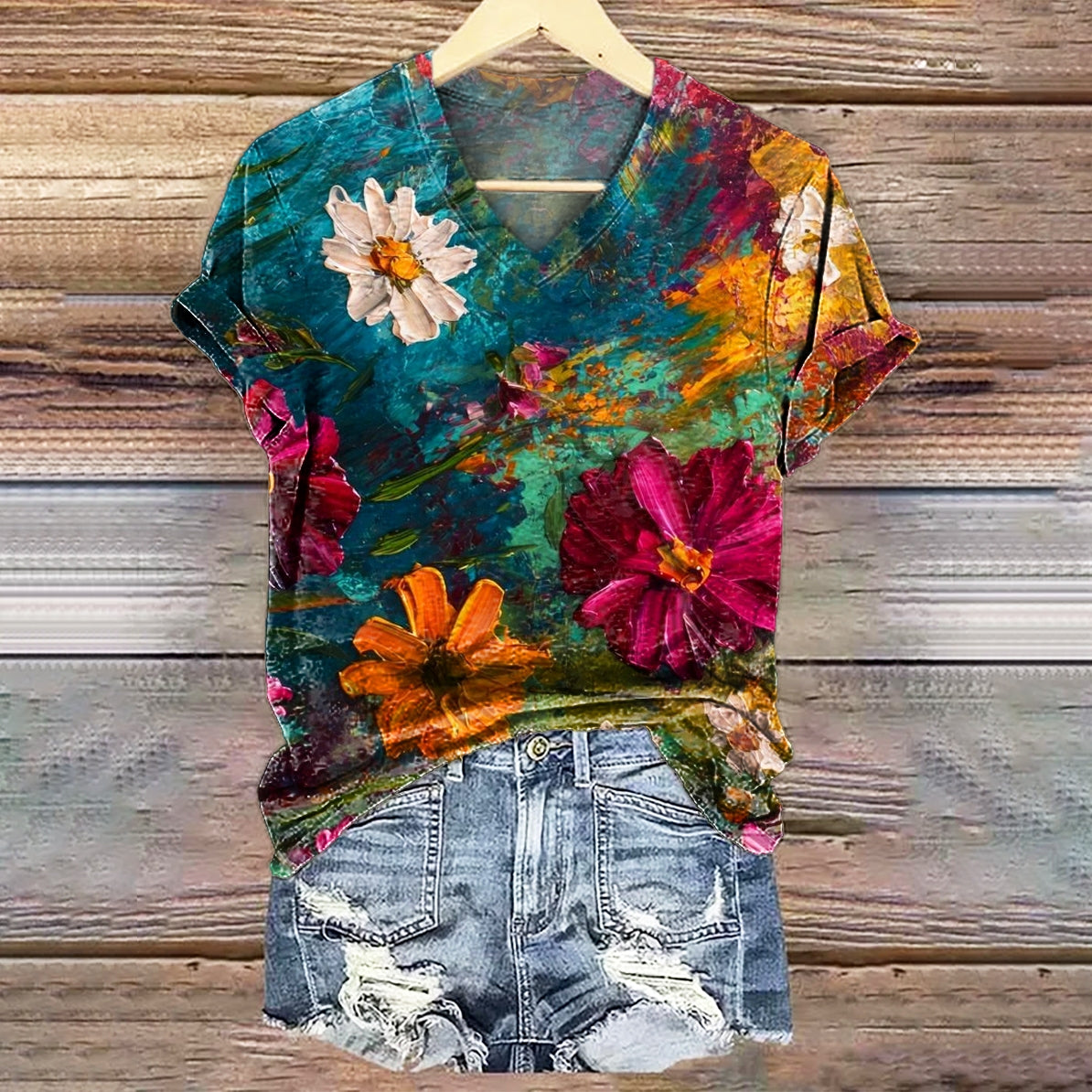 Women's Vintage Oil Painting Floral Art Pattern Print V-neck Casual T-
