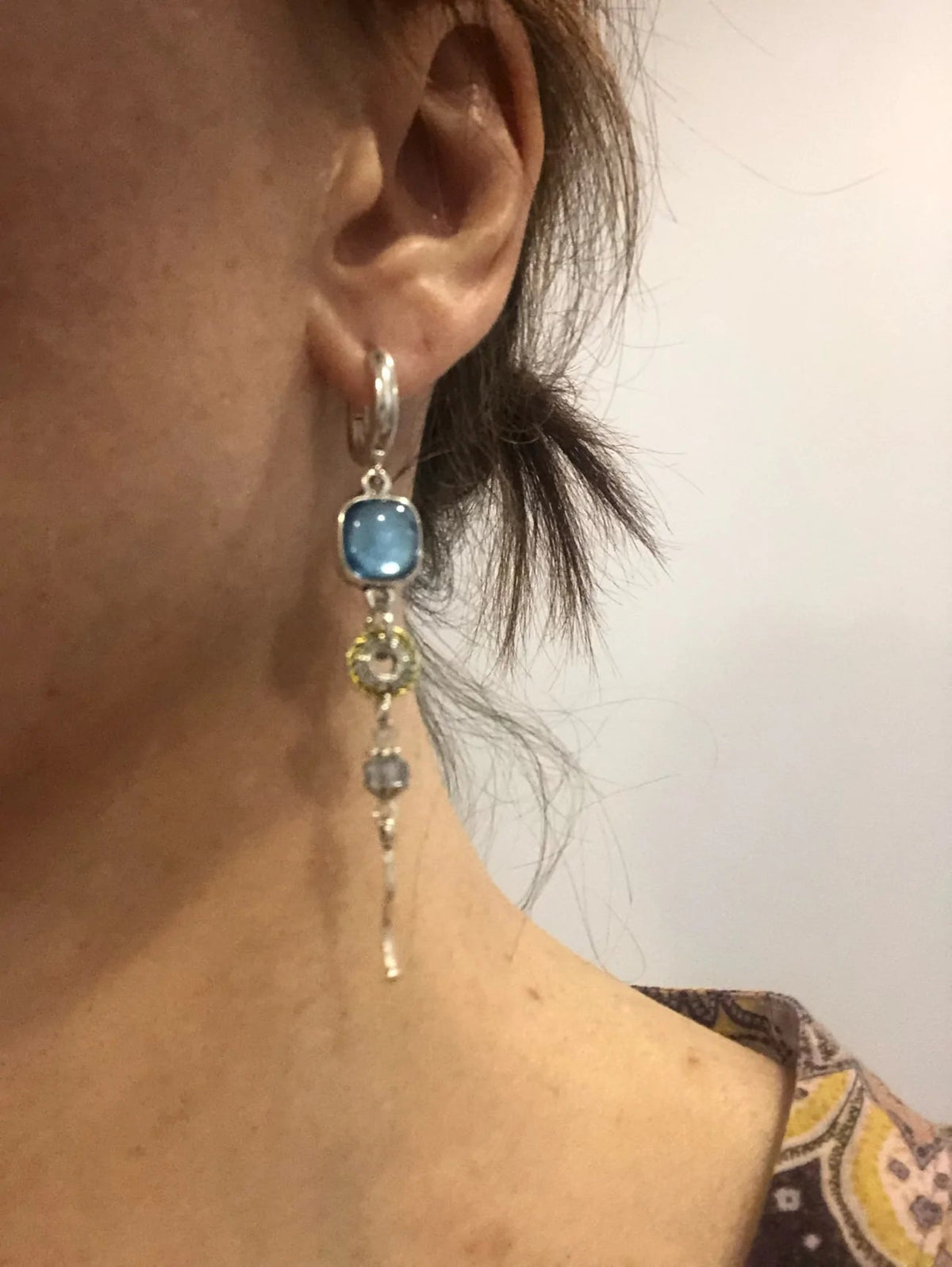 Charming Earring for Any Occasion