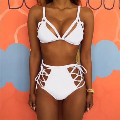 Elisa® | Uncomplicated and Bikini