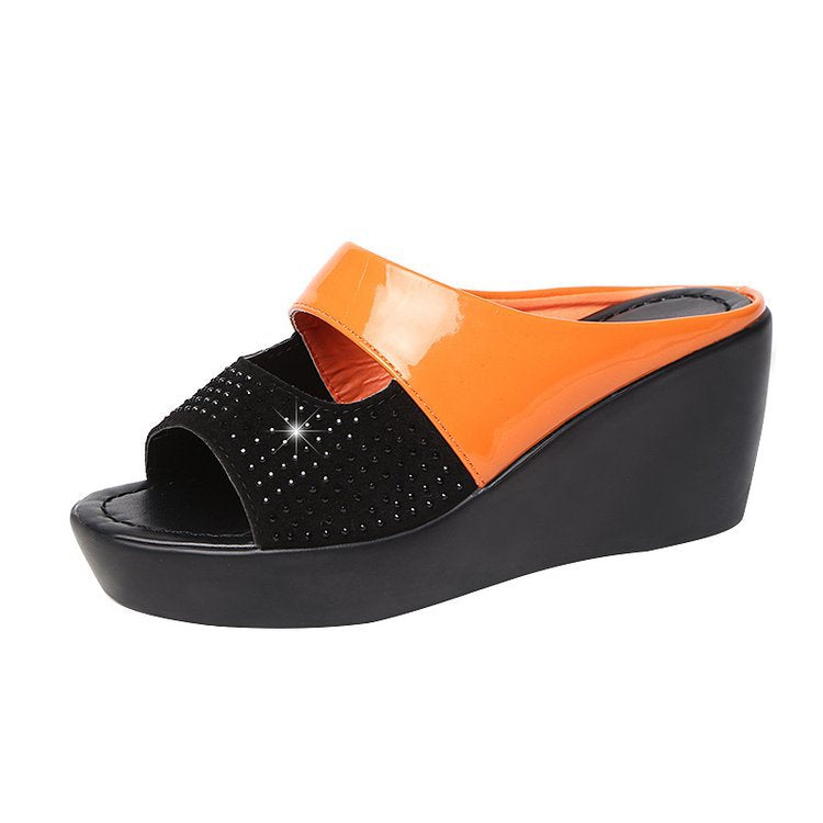 Chic Orthopedic Sandals with Unique Design