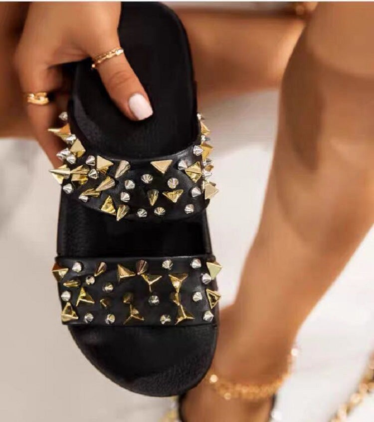 Graceful Orthopedic Sandals for Modern Look