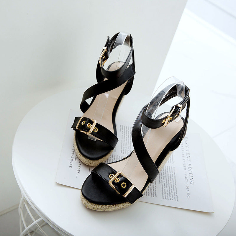 Graceful Orthopedic Sandals for Modern Look