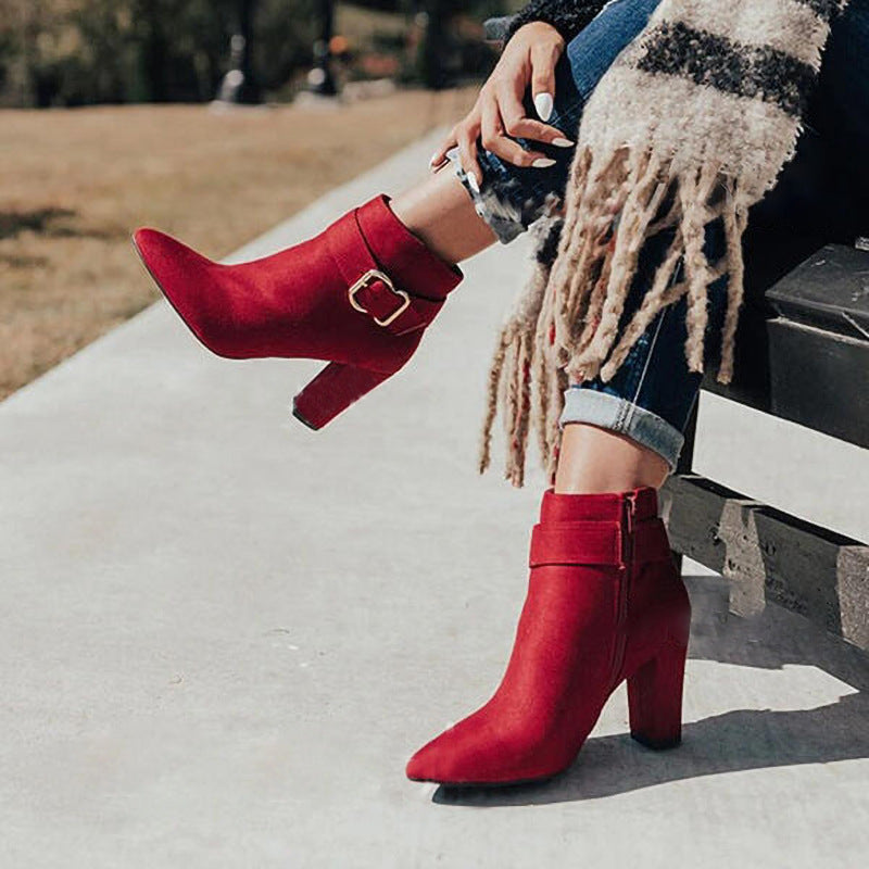 Graceful Orthopedic Boots for Modern Look