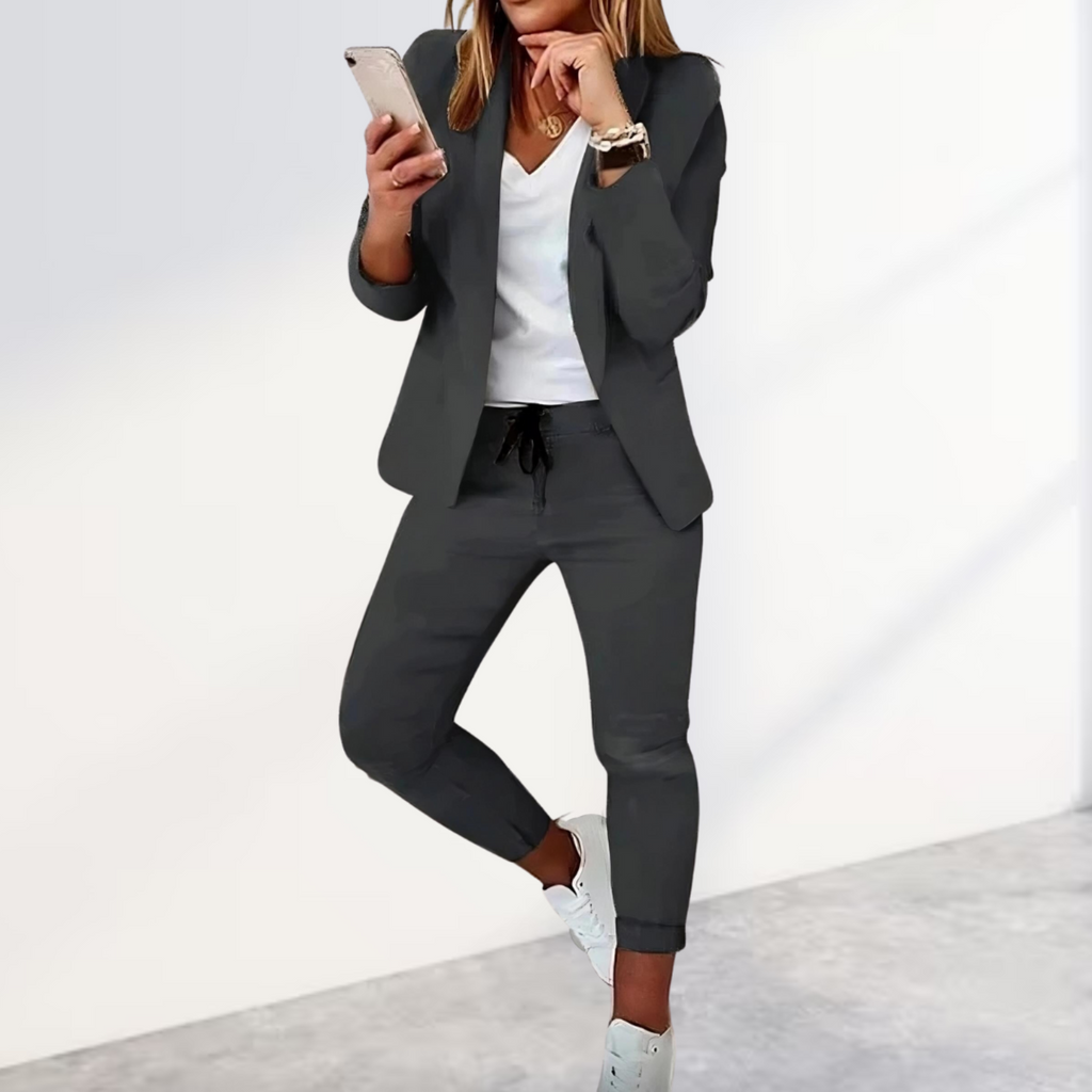 LM | Stylish blazer & trouser set