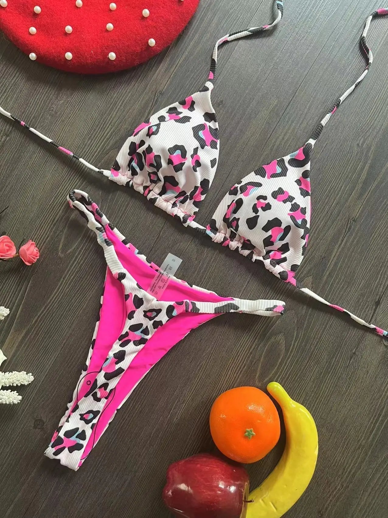 Eduarda® | Effortless and Bikinis