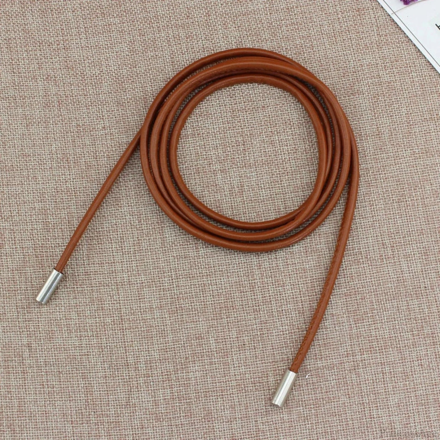 Synonyms: Gothic - Medieval, Leather - Hide, Pin - Peg, Buckle - Clasp Pu Medieval Hide Peg Clasp Belt