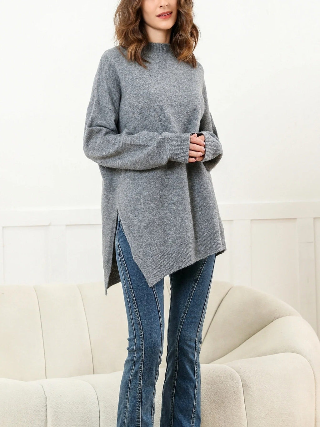 LM | Elegant sweater with side slits