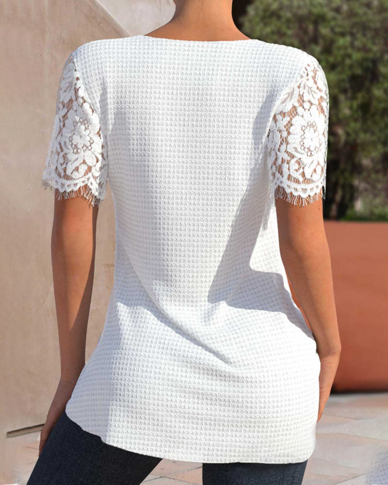 LM | Structured lace blouse