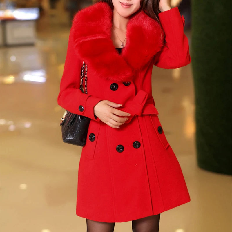 LM | Luxurious fur coat for the discerning lady