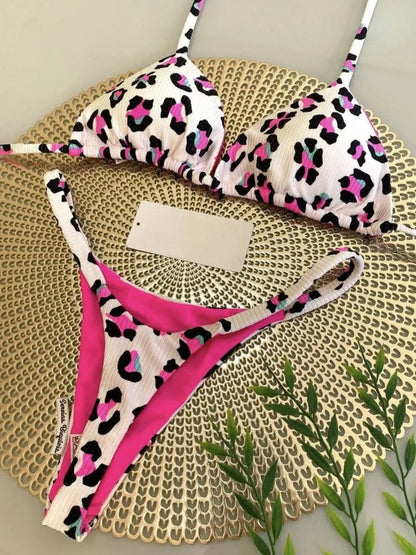 Elizabeth® | Effortless and Bikinis
