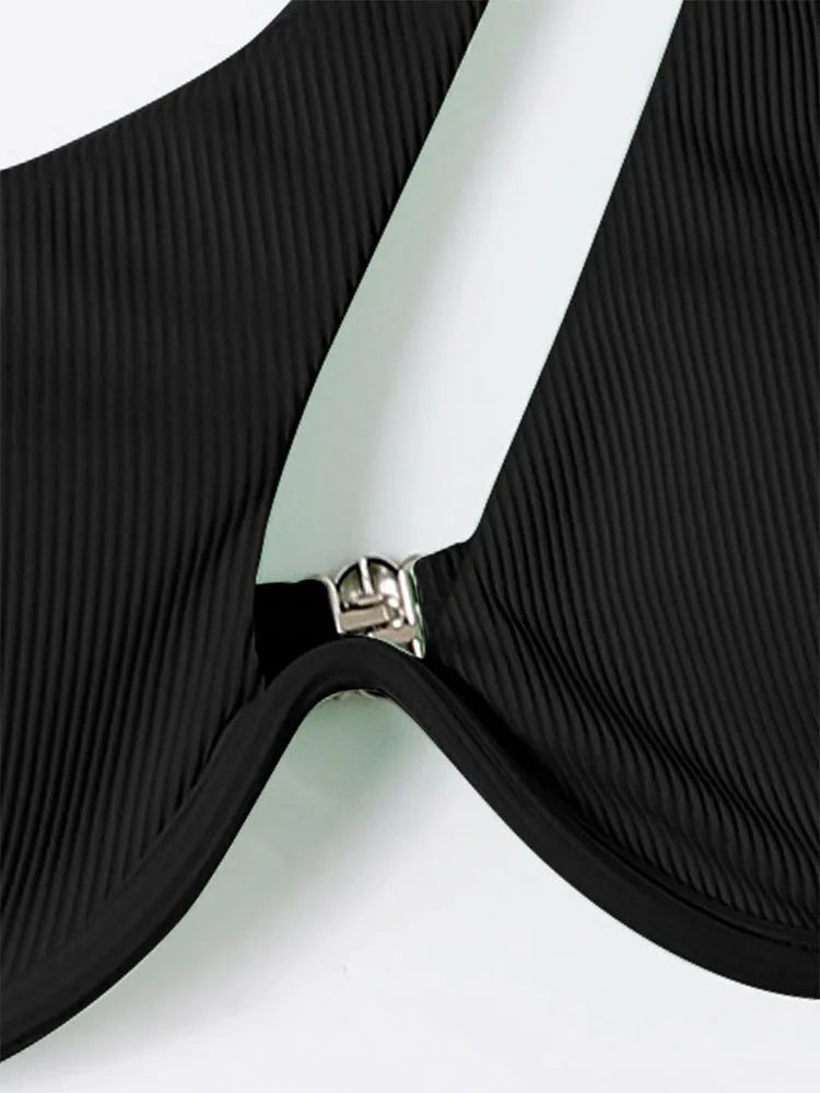 Sara® | Classic and Comfortable Bikini