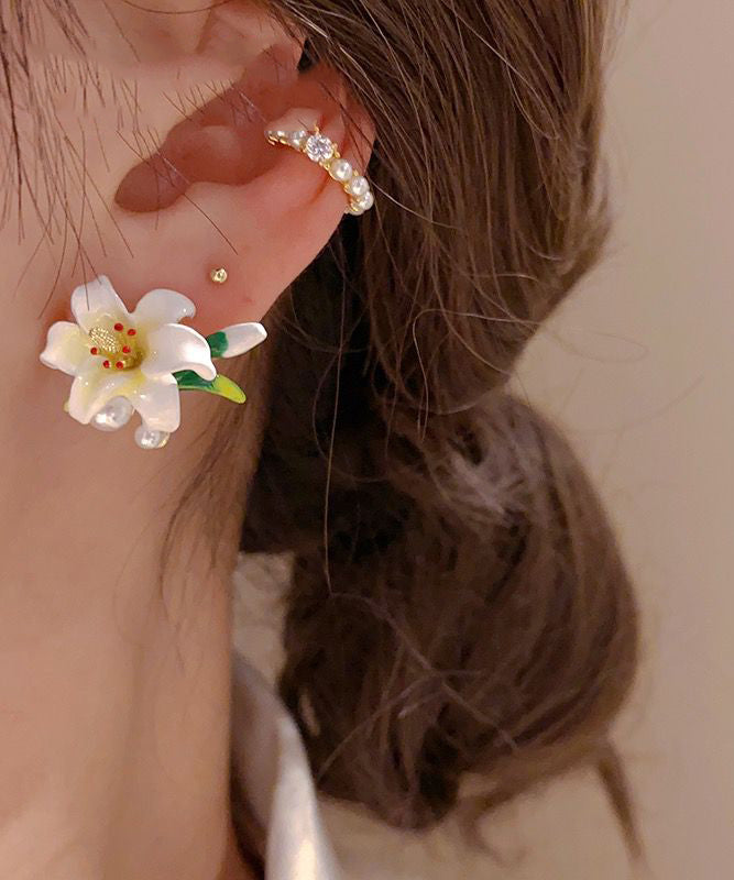 White Alloy Glazed Enamel Stud Earrings