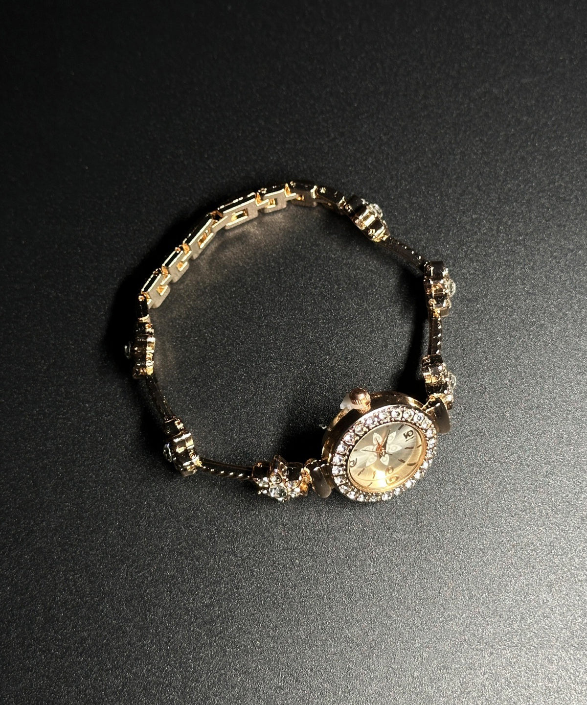 Original Design Gold Metal Alloy Zircon Watches